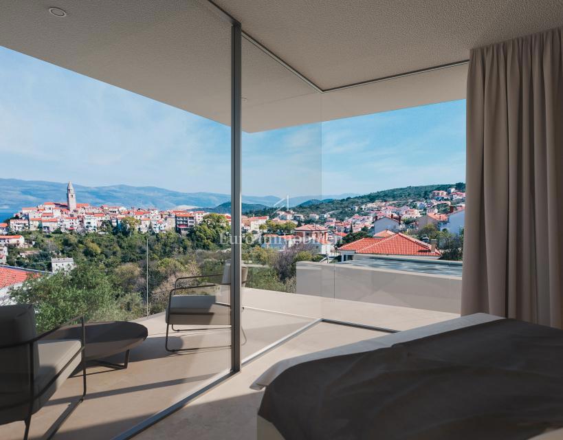 Terreno con vista mare con permesso per una villa a Vrbnik