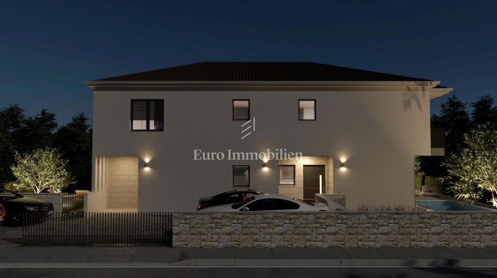 Malinska - casa nuova di qualità con piscina