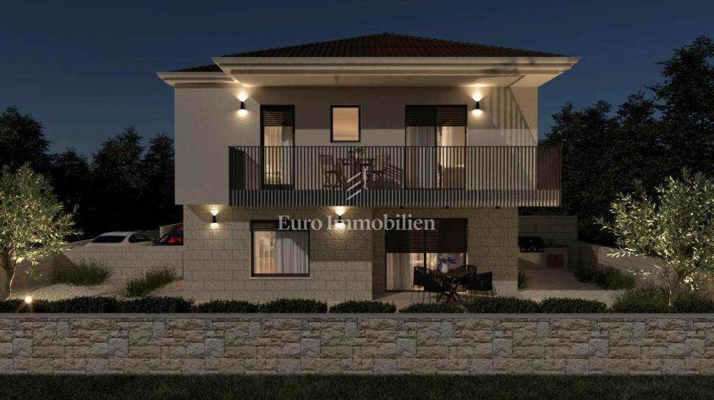Malinska - casa nuova di qualità con piscina