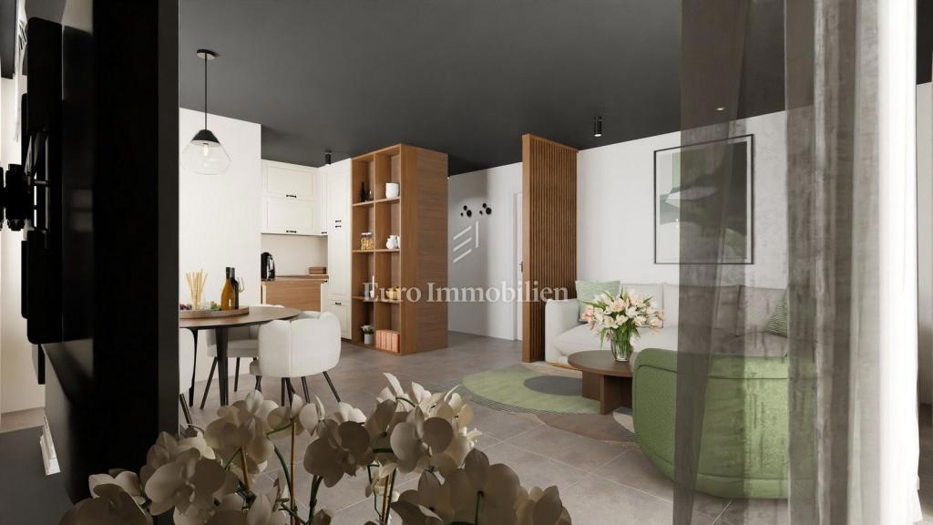 Parenzo - nuovo appartamento, edificio con ascensore