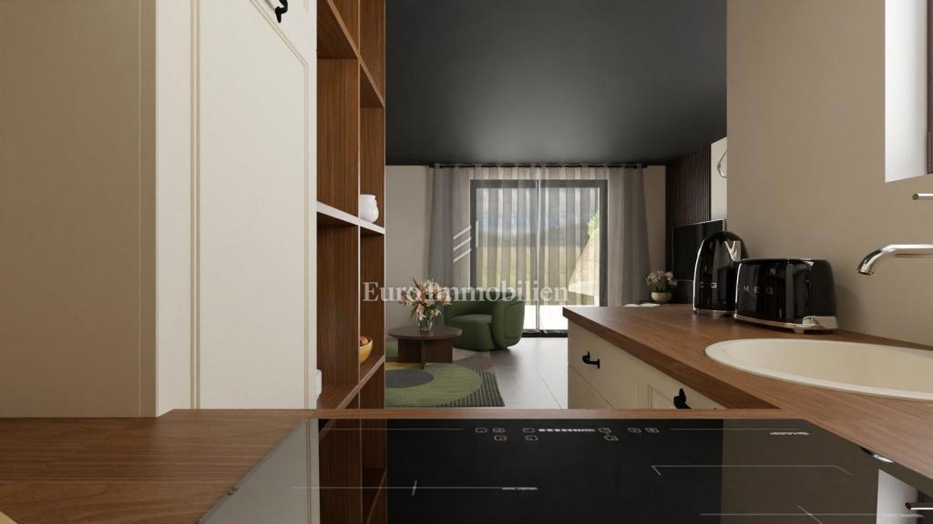 Parenzo - nuovo appartamento, edificio con ascensore