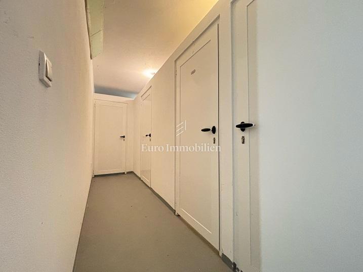 Novalja - appartamento con ampia terrazza