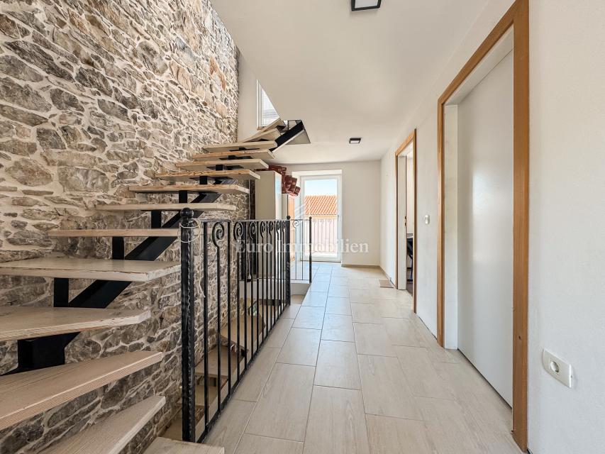 Istria - casa con vista mare