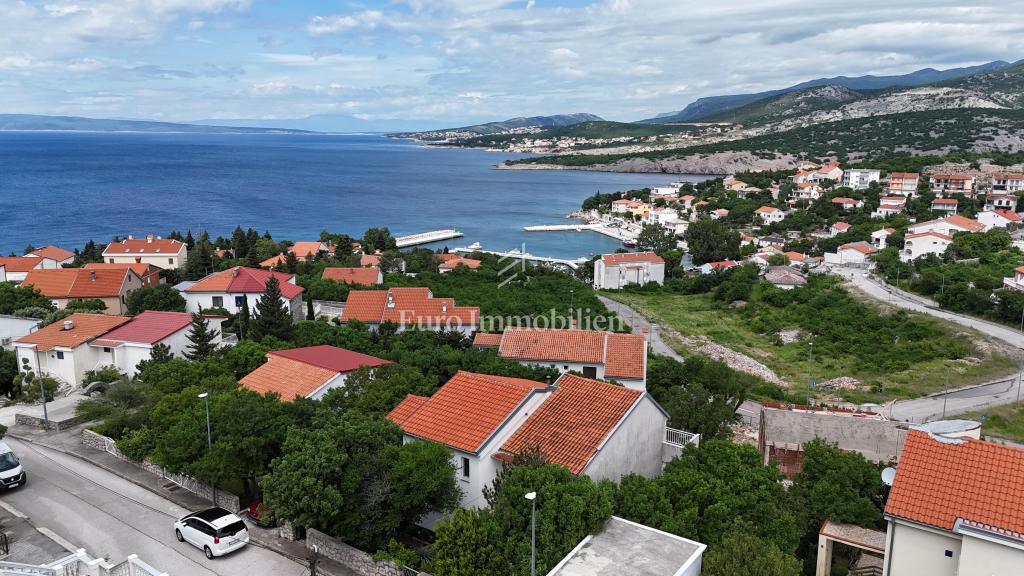 Casa con vista mare e due garage - Klenovica