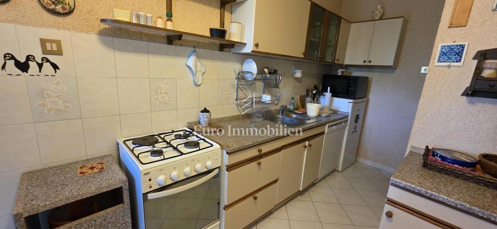 Casa con vista mare e due garage - Klenovica