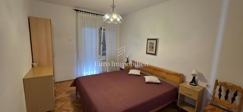 Casa con vista mare e due garage - Klenovica