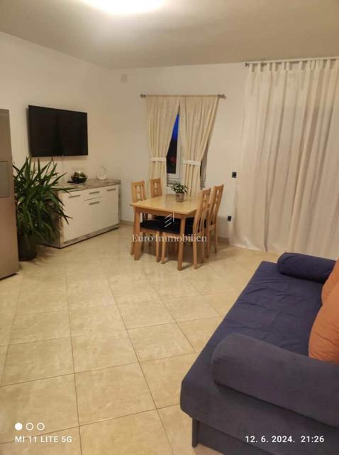 Labin - casa con vista mare e piscina