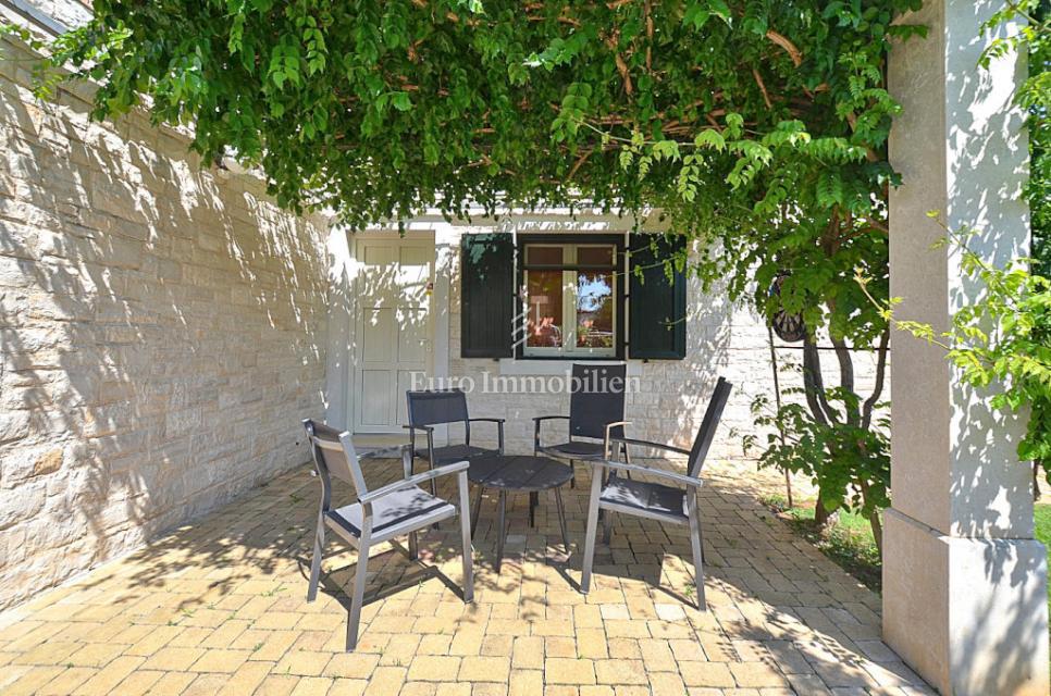 Istria, Cittanova - casa con piscina