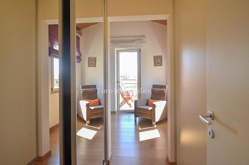 Istria, Cittanova - casa con piscina