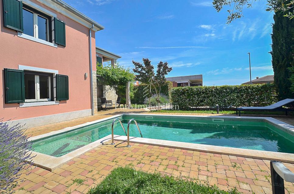 Istria, Cittanova - casa con piscina