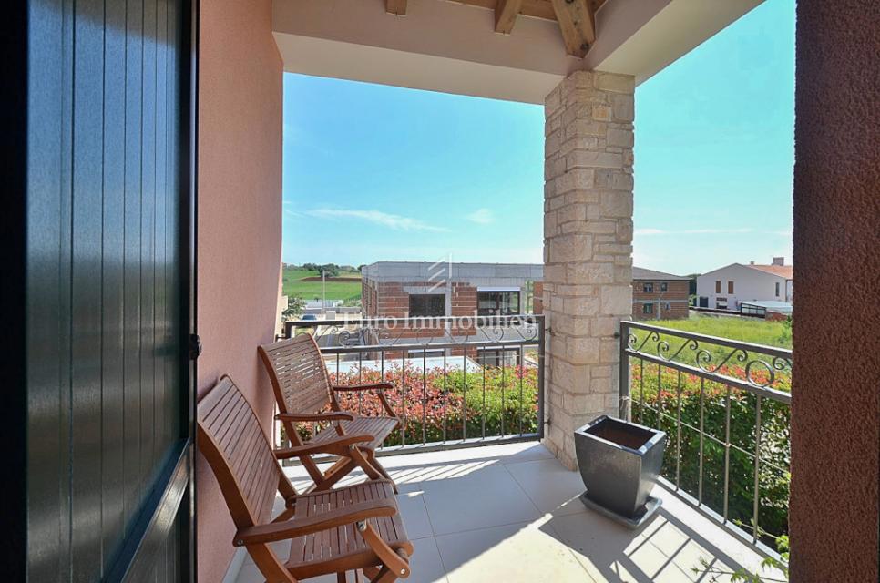 Istria, Cittanova - casa con piscina