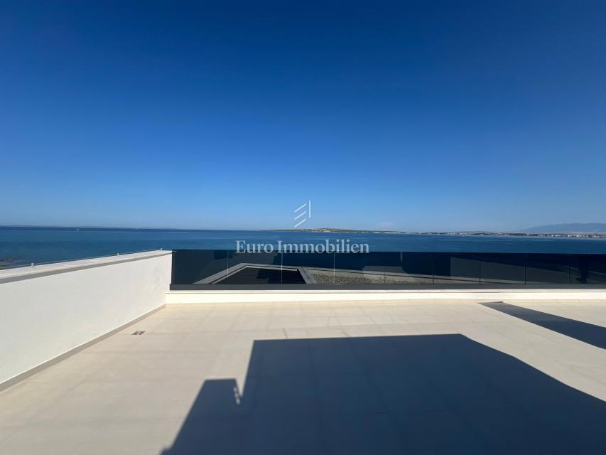 Appartamenti con vista mare aperta