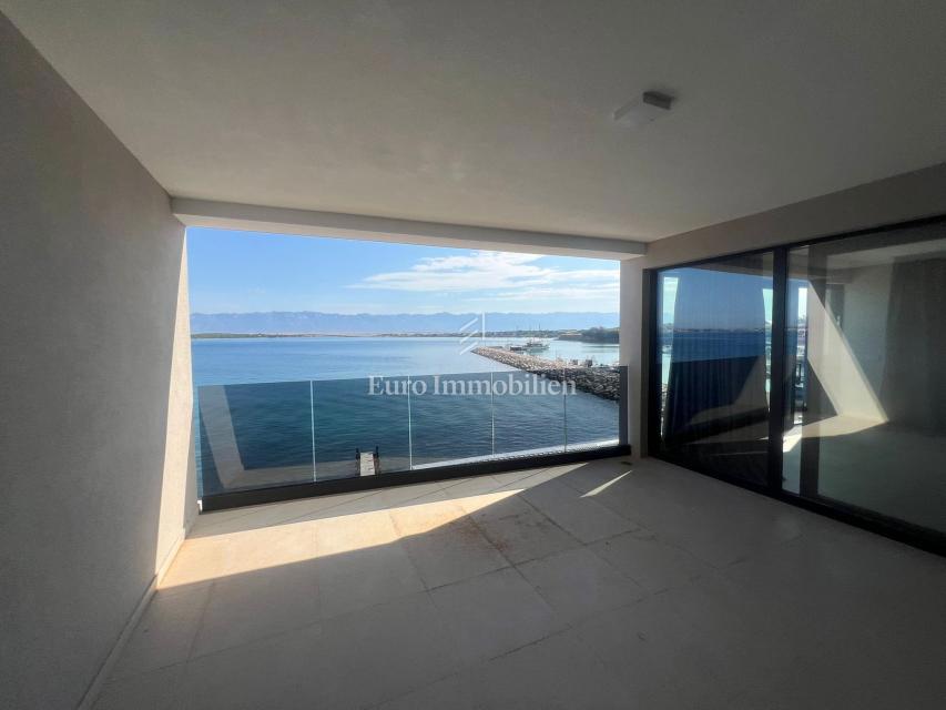 Appartamenti con vista mare aperta