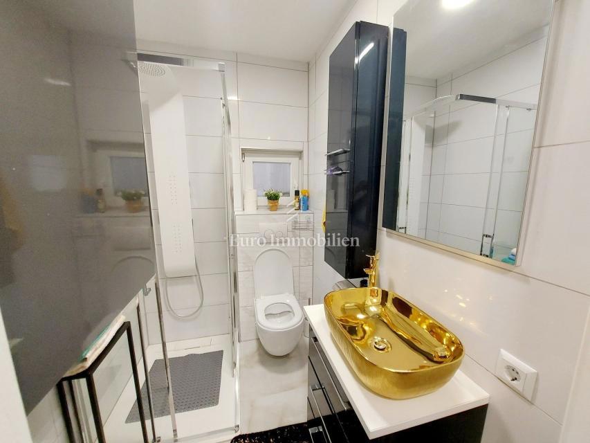 MEDOLINO! Spazioso appartamento con tre camere da letto!