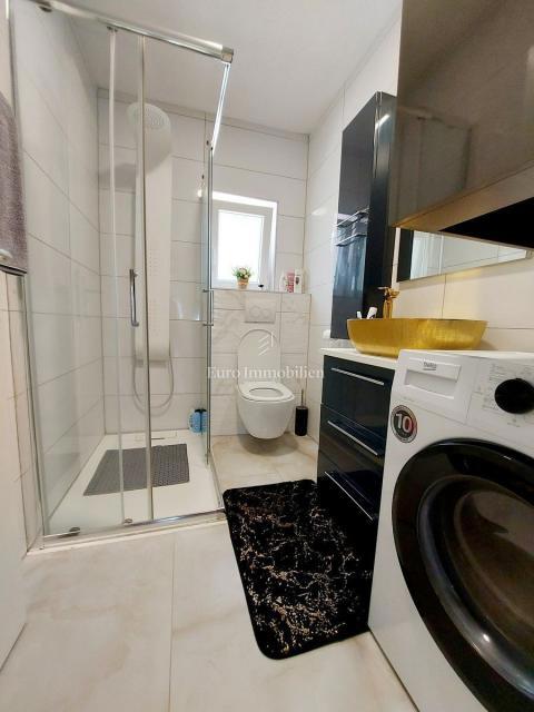 MEDOLINO! Spazioso appartamento con tre camere da letto!