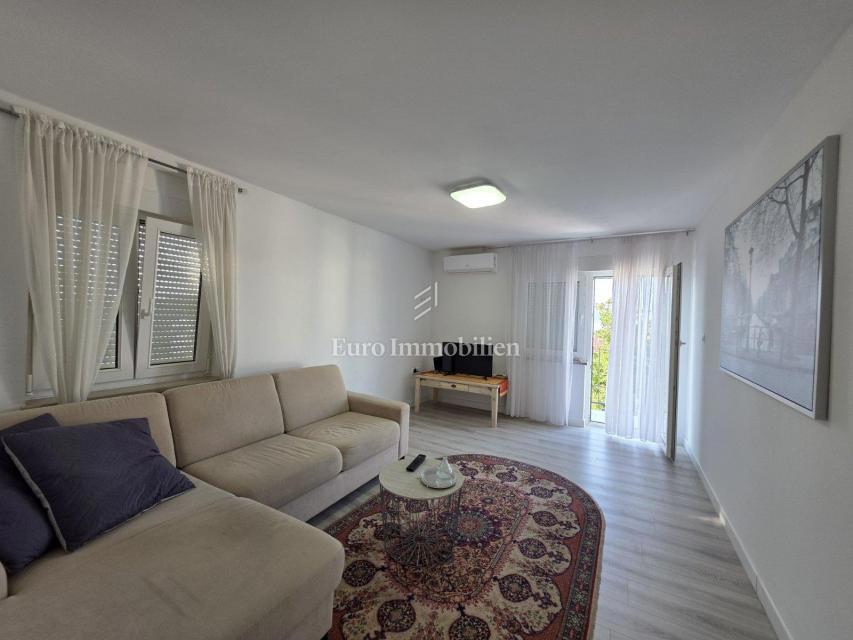 Crikvenica, appartamento vicino al centro con parcheggio