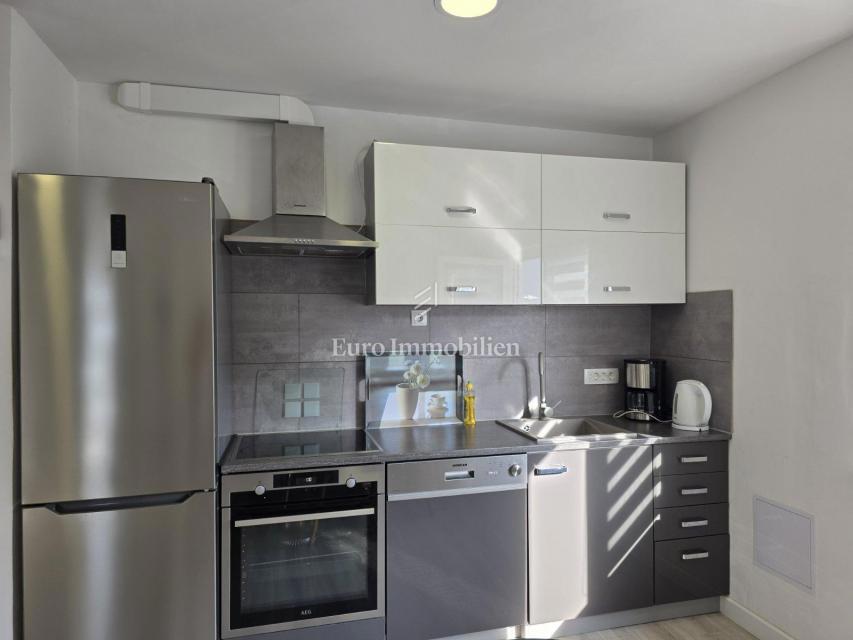 Crikvenica, appartamento vicino al centro con parcheggio