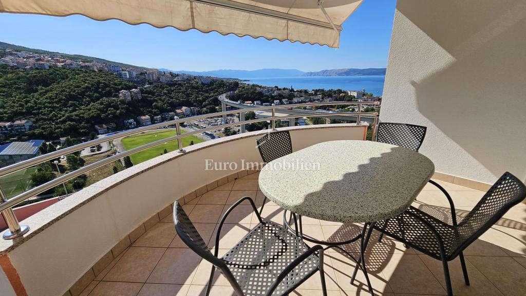 Crikvenica, Appartamento con Loggia e Vista Mare