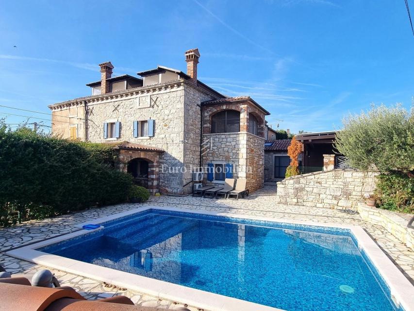 Casa in pietra con piscina e wellness vicino Parenzo