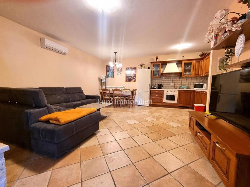 Casa in pietra con piscina e wellness vicino Parenzo