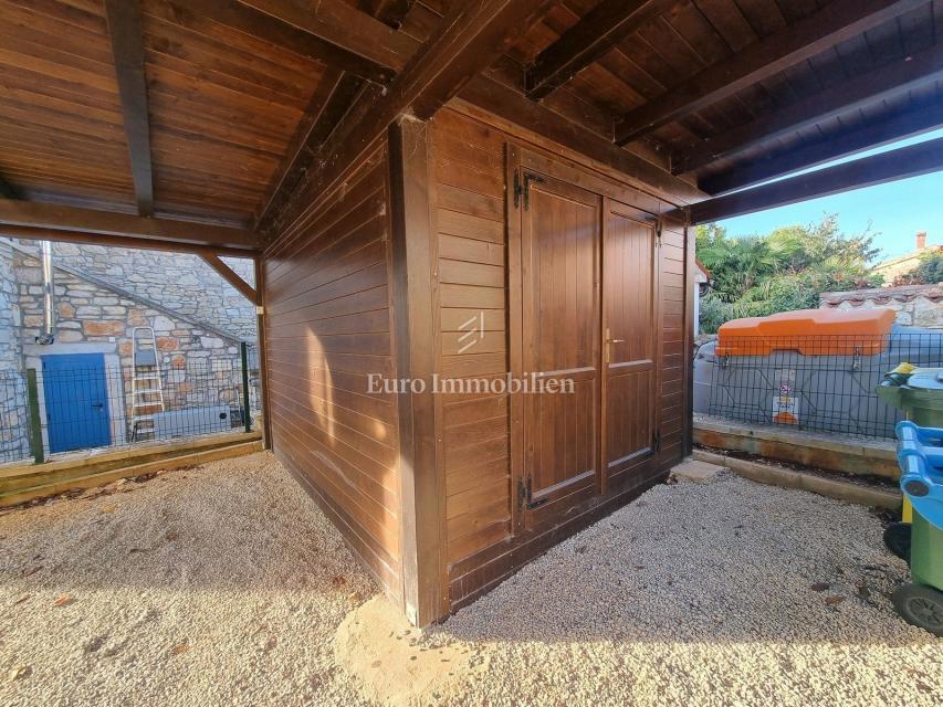 Casa in pietra con piscina e wellness vicino Parenzo