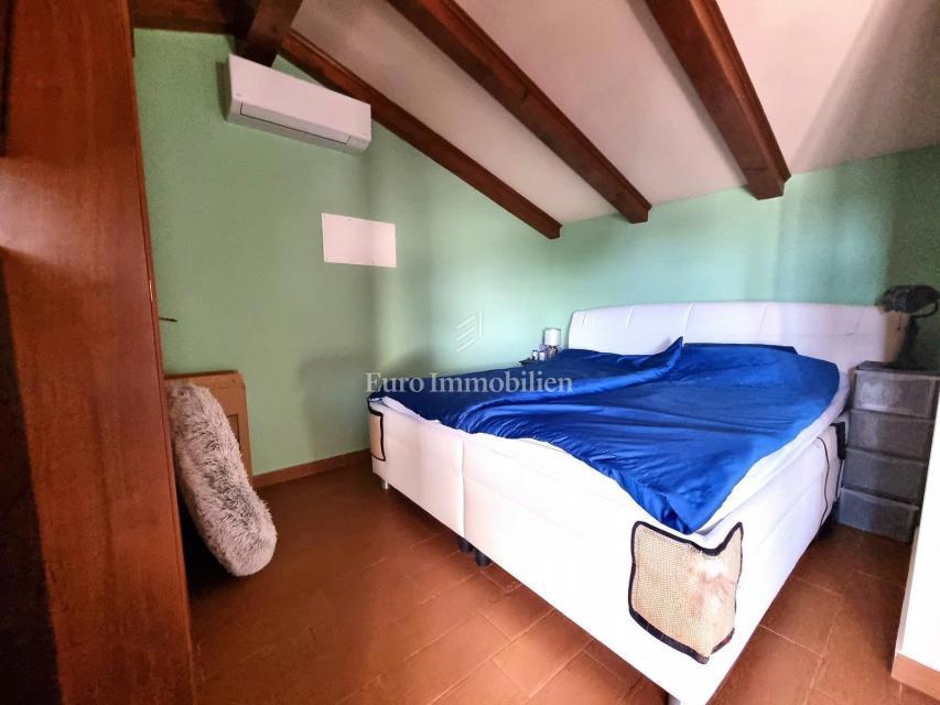 Casa in pietra con piscina e wellness vicino Parenzo