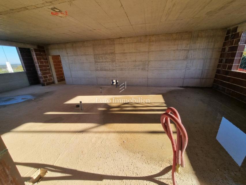 Appartamento al primo piano di una nuova costruzione