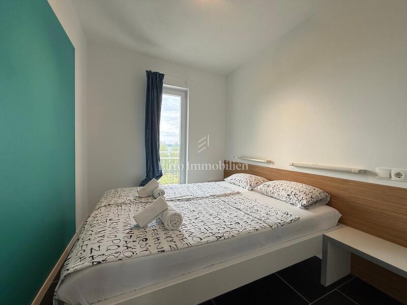 Due appartamenti in prima fila al mare a Baška Voda