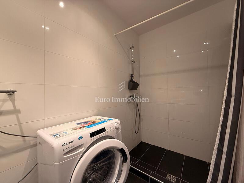 Due appartamenti in prima fila al mare a Baška Voda