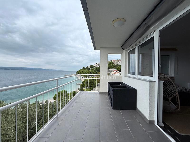 Due appartamenti in prima fila al mare a Baška Voda