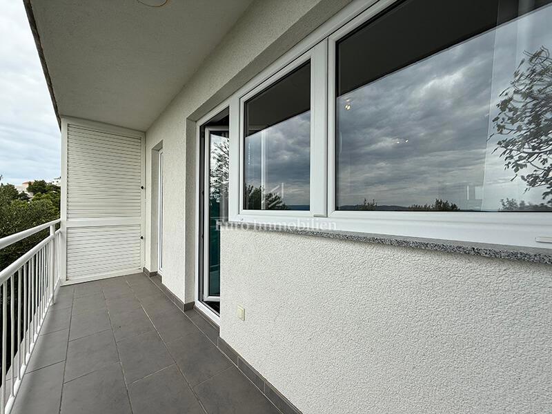 Due appartamenti in prima fila al mare a Baška Voda