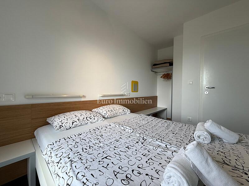 Due appartamenti in prima fila al mare a Baška Voda