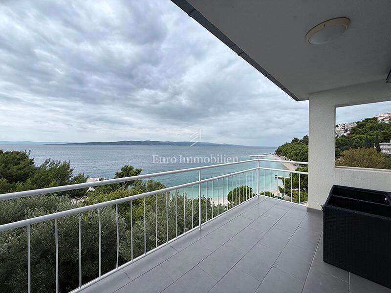 Due appartamenti in prima fila al mare a Baška Voda