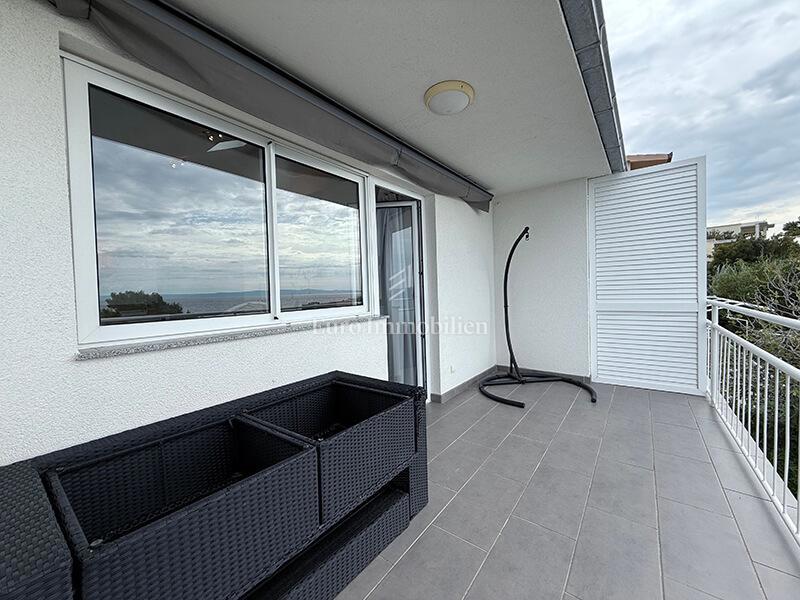 Due appartamenti in prima fila al mare a Baška Voda