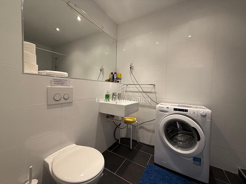 Due appartamenti in prima fila al mare a Baška Voda