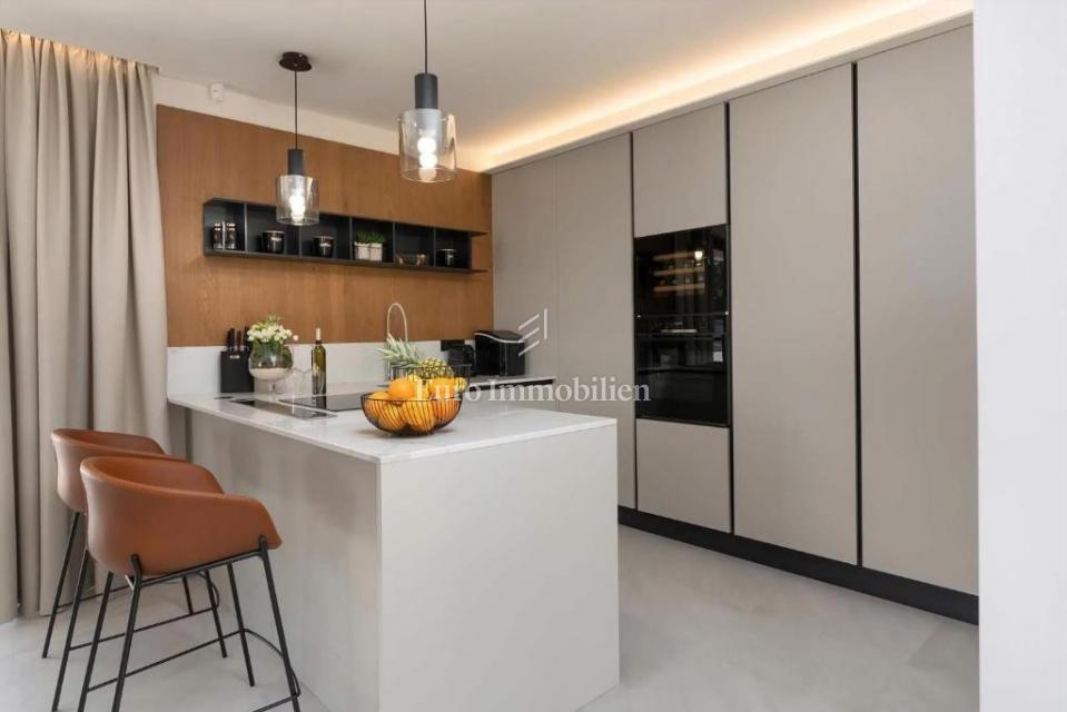 Zona di Parenzo – villa moderna con vista mare