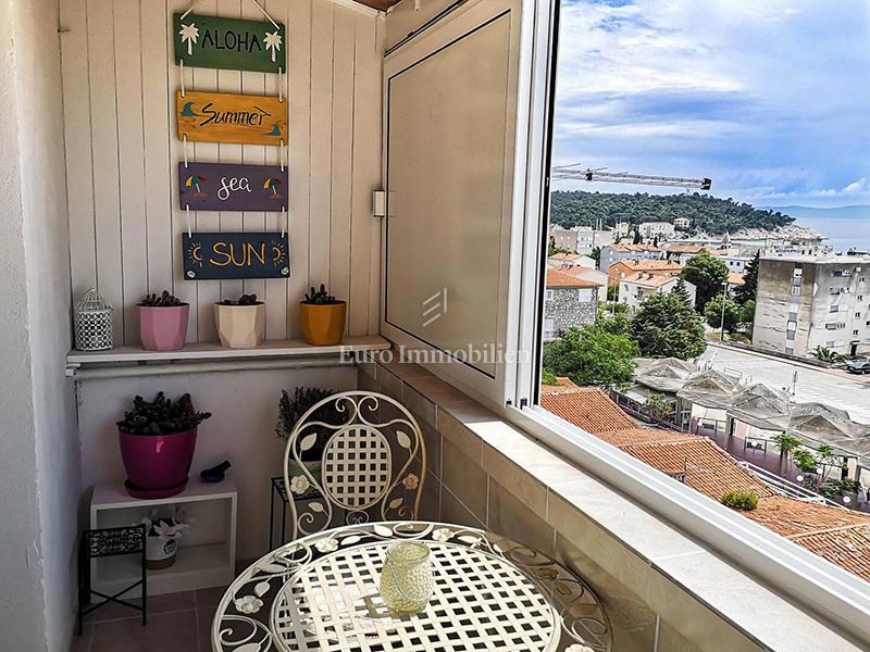 Trilocale in centro con vista mare
