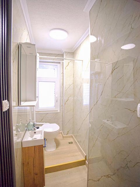 Trilocale in centro con vista mare