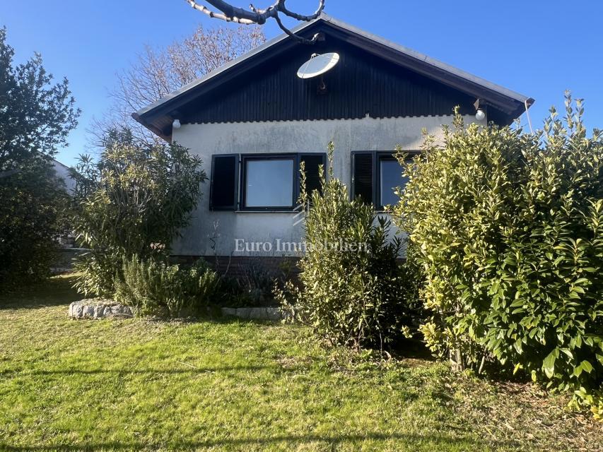 Casa indipendente con terrazza e giardino, Čižići
