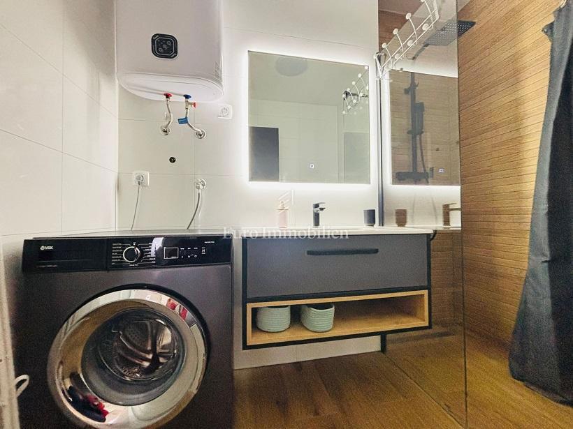 Novalja – Appartamento in una nuova costruzione con piscina 