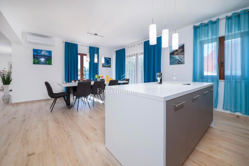 Istria - casa con piscina e jacuzzi a 2 km dal mare