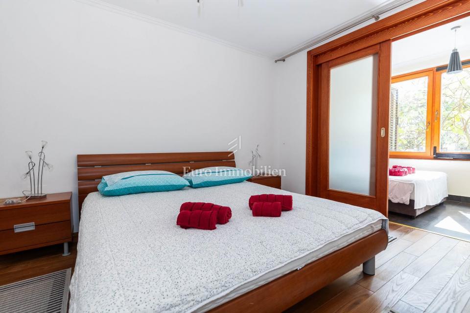 Selce, due case in vendita