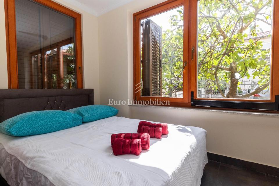 Selce, due case in vendita