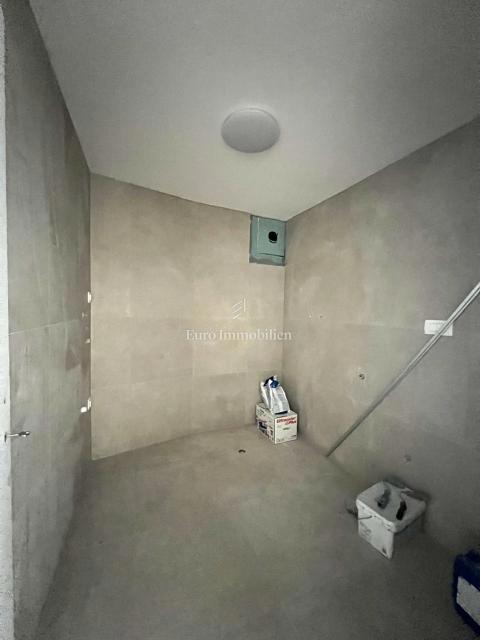 Crikvenica, appartamento con giardino