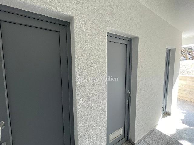 Appartamento con 2 terrazze in seconda fila al mare - l'isola di Pag