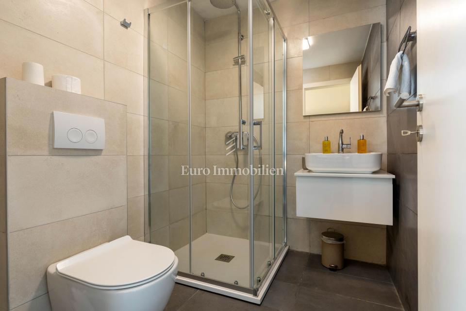 Istria - Villa con piscina e vista panoramica sul mare