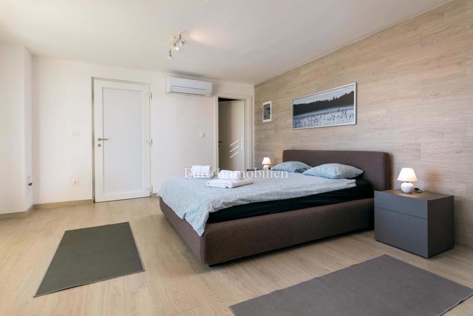 Istria - Villa con piscina e vista panoramica sul mare