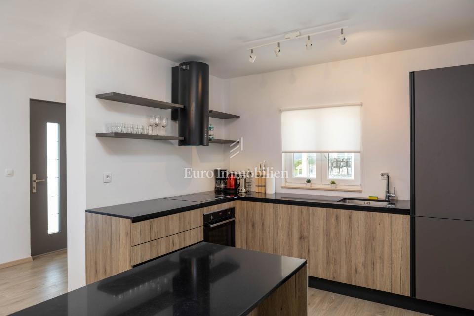 Istria - Villa con piscina e vista panoramica sul mare