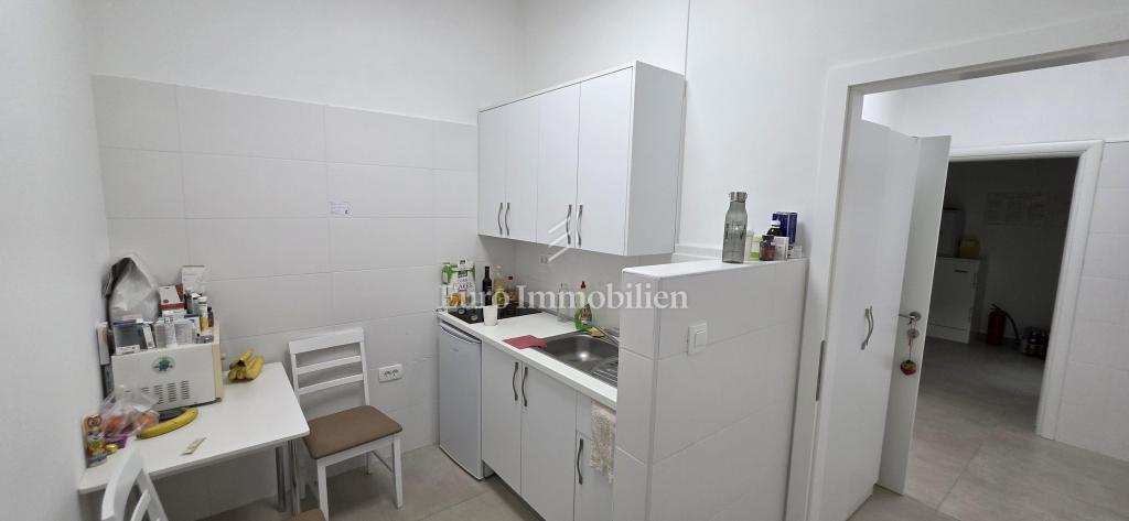 Dramalj - spazi per uffici con inquilino già presente in posizione privilegiata