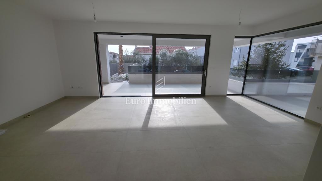 Appartamento con giardino privato, zona prestigiosa di Zara